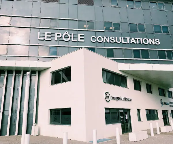 Le PÔLE de consultations